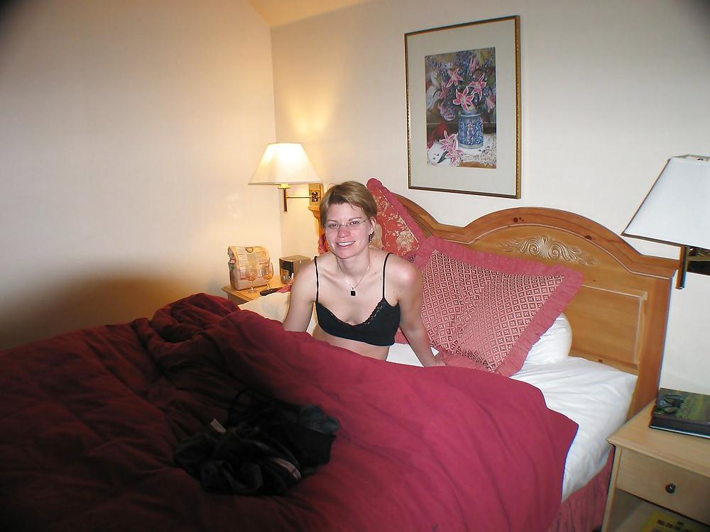 19P Wife on vacation