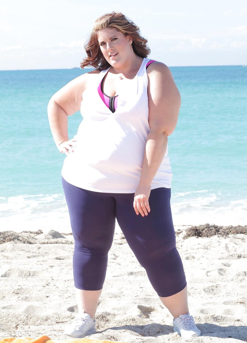 14P Ssbbw at the beach
