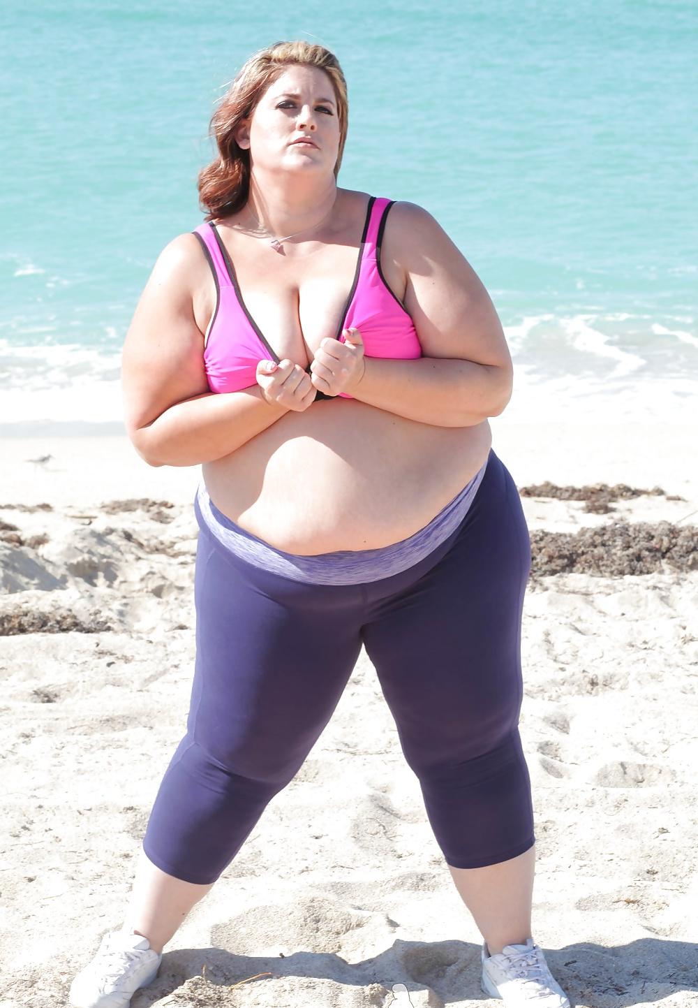 14P Ssbbw at the beach