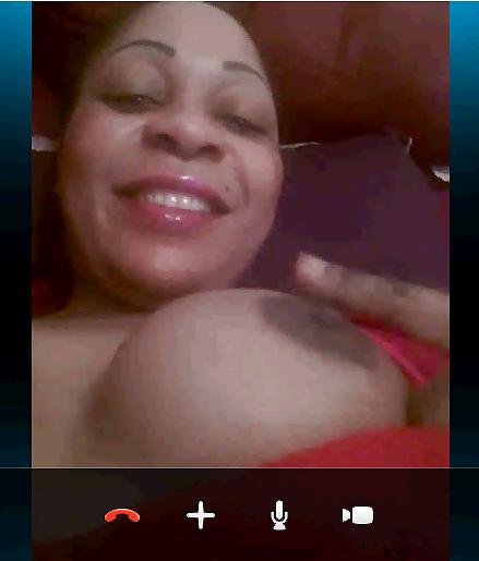 19P French Ebony showing Big Boobs on Skype