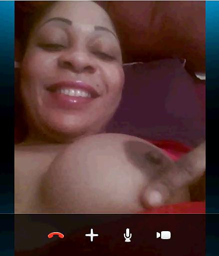 19P French Ebony showing Big Boobs on Skype