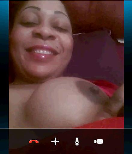 19P French Ebony showing Big Boobs on Skype