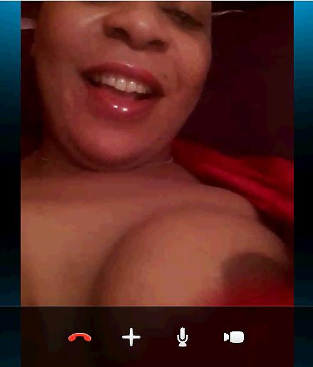 19P French Ebony showing Big Boobs on Skype