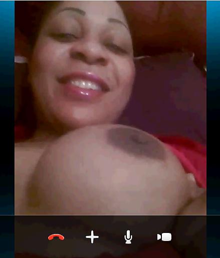 19P French Ebony showing Big Boobs on Skype