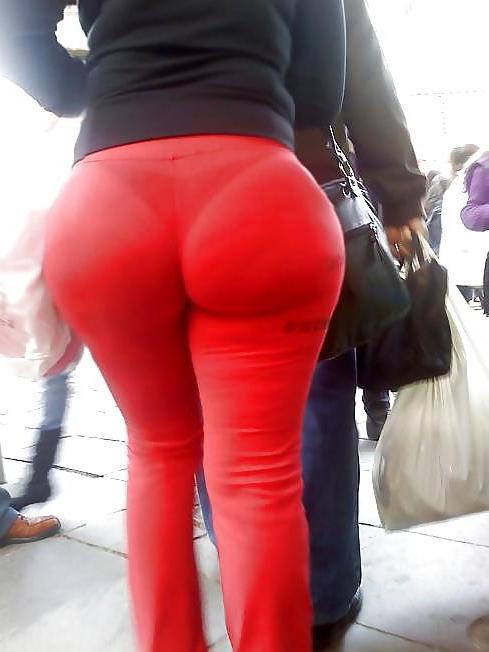 20P Big Booty 15