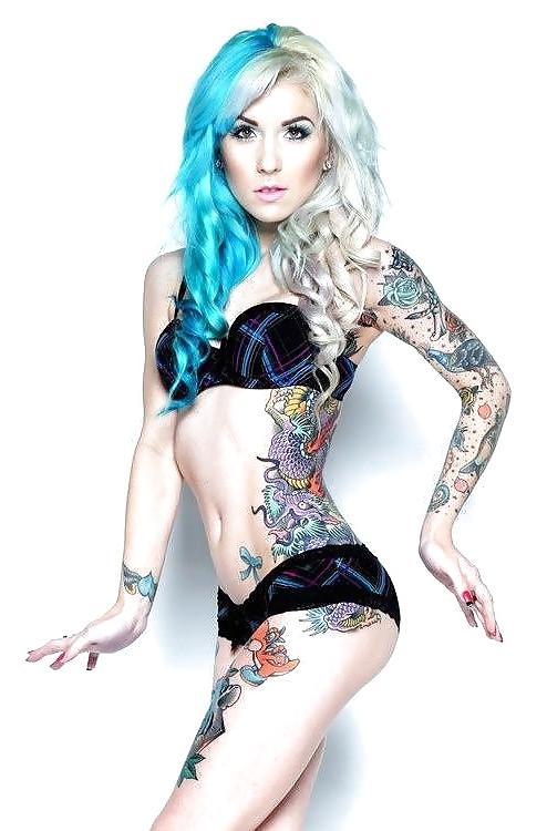 25P Tattoo-Babes