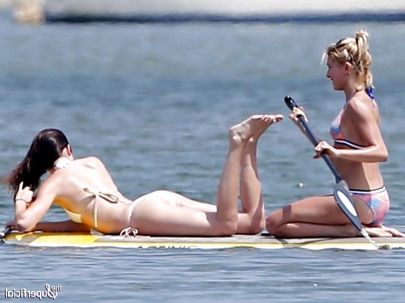 25P More sexy famous Celebrities 5 2014