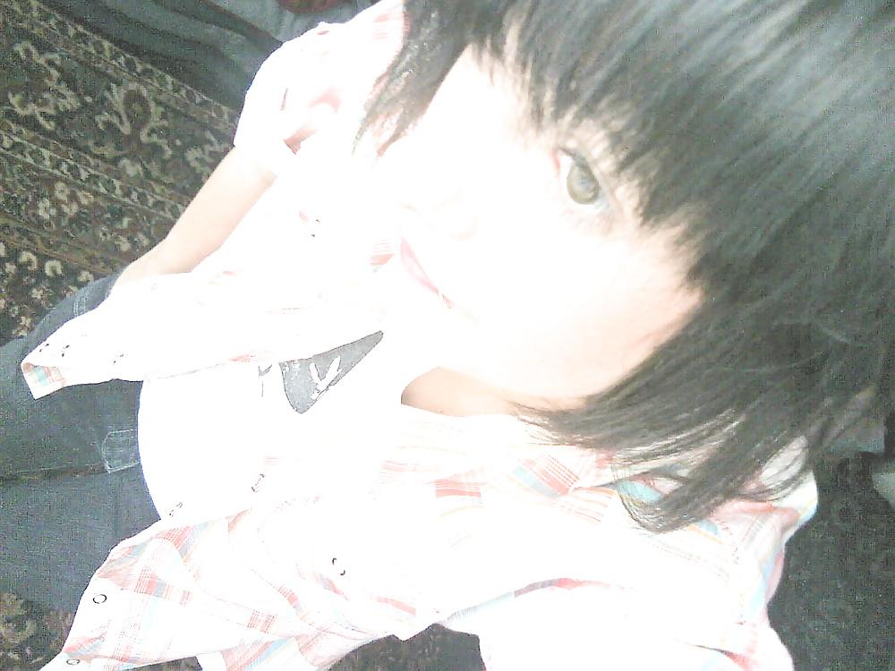 25P Hot Emo Girl 2