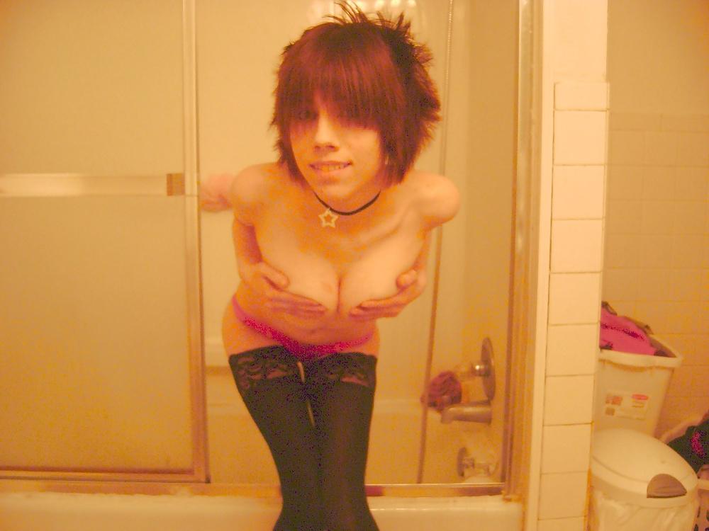25P Emo girl 2