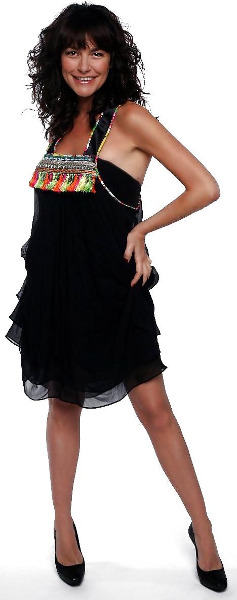 25P Lio french chanteuse 