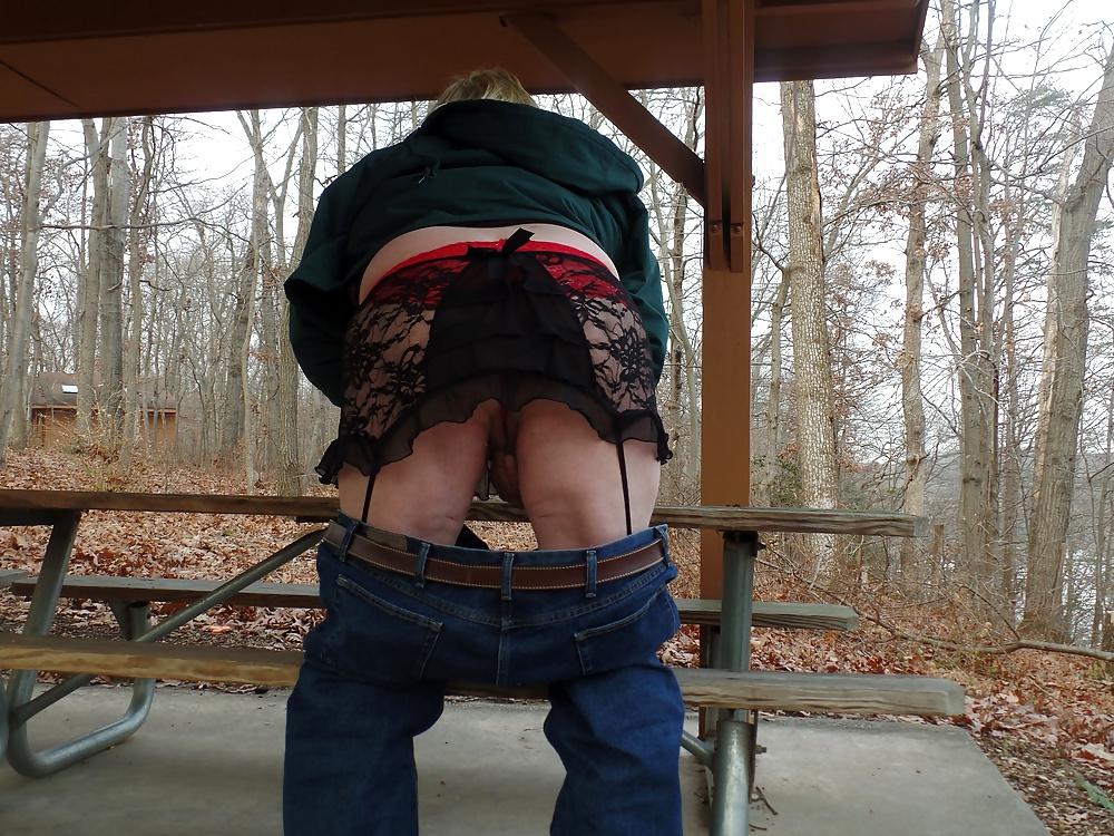 11P Crossdressing in the park