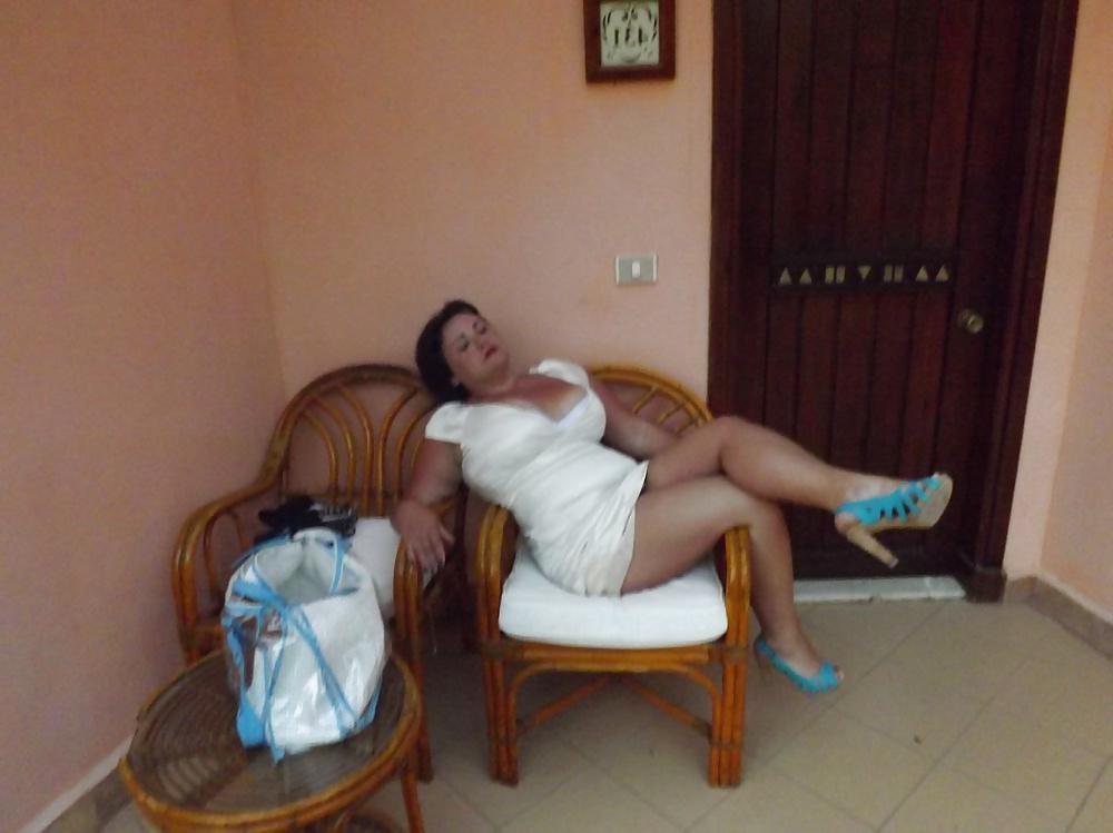 21P Russian mom (36 years old)