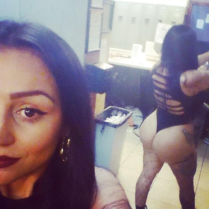 20P Big Brown Booty