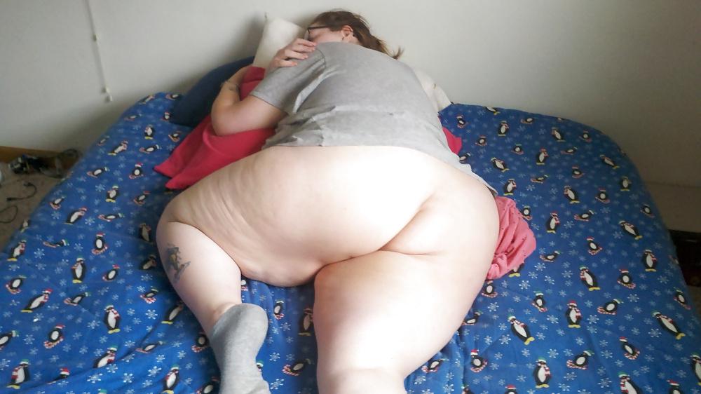 12P SSBBW Scion, backshots...