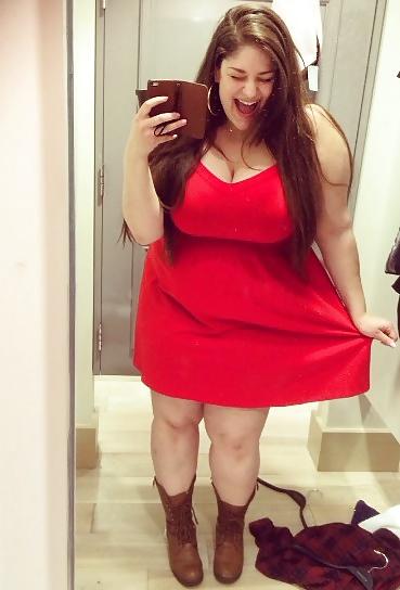 25P Irem Sumakli(big boobs)
