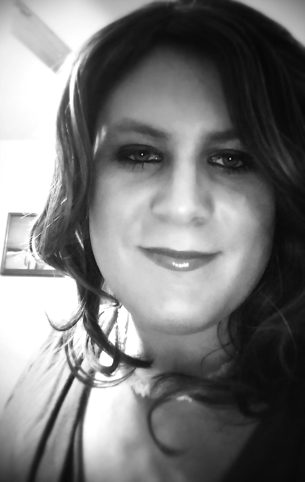 25P Young Crossdresser 