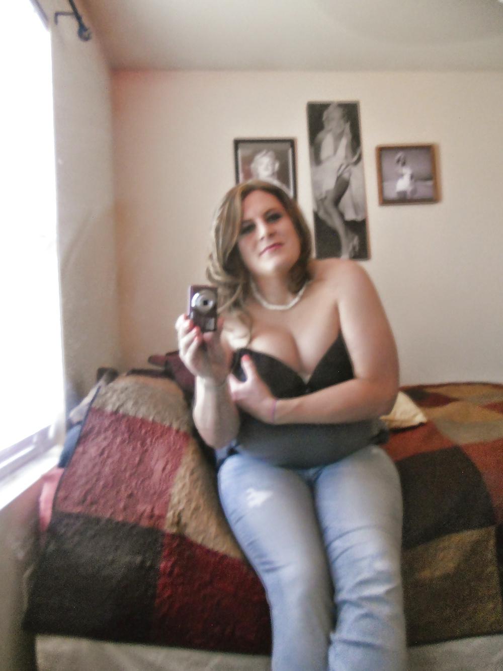 25P Young Crossdresser 