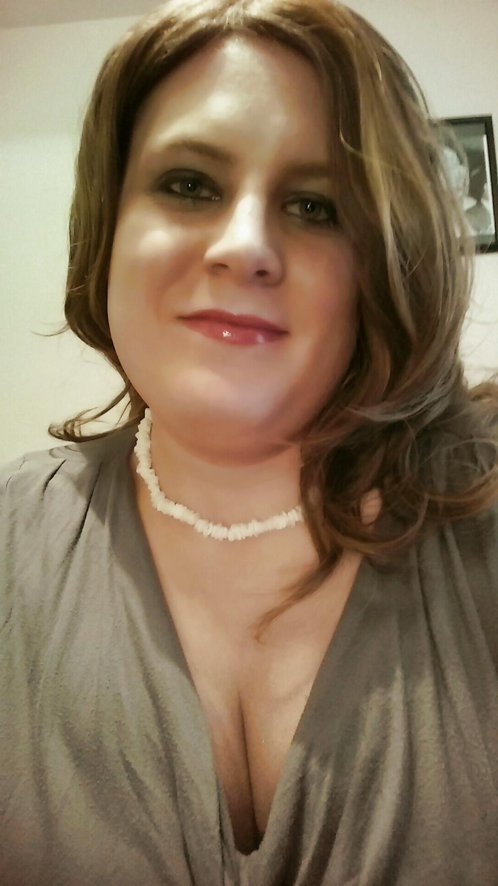 25P Young Crossdresser 
