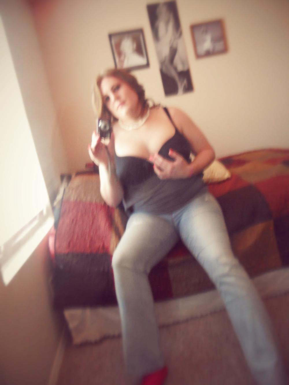 25P Young Crossdresser 