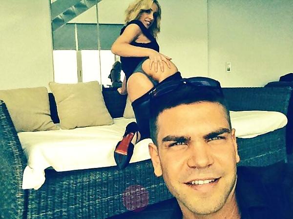 25P Porn selfies, performers, fun, backstage
