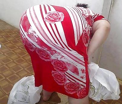 25P Candid Arab Ass - Mature Big Butt - Booty voyeur