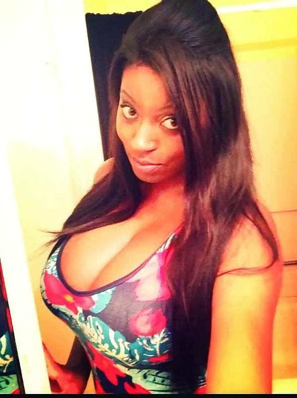 22P BIG BOOBS I LIKE