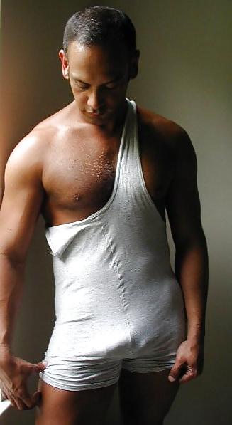 7P Erotic Street Clothes
