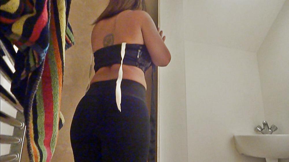 25P Stunning big booty Brazilian strips, showers and gets rimmed