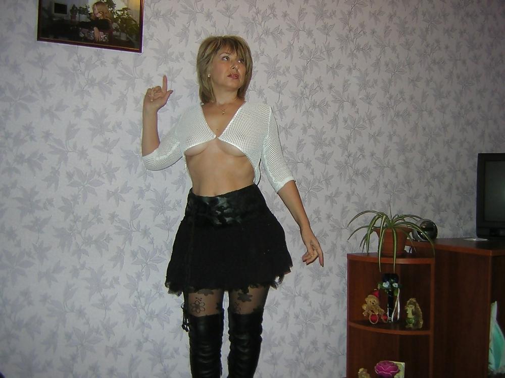 25P Stockings ,tights and high heels 31