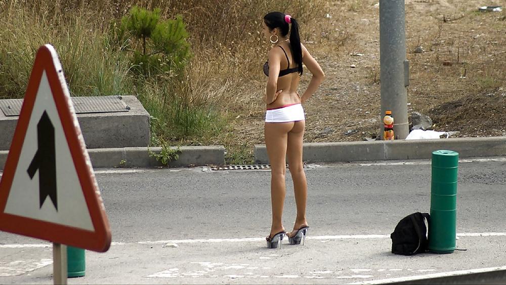 25P Street Hookers Prostitutes Escorts