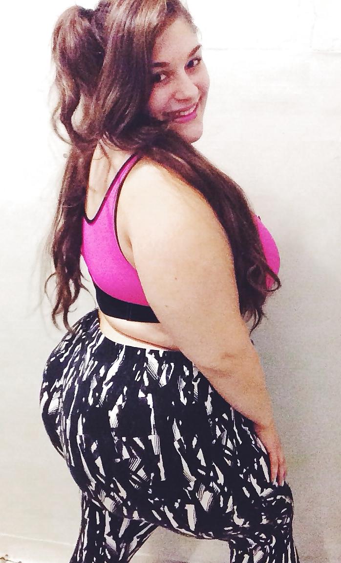 25P Thick white German freak 3