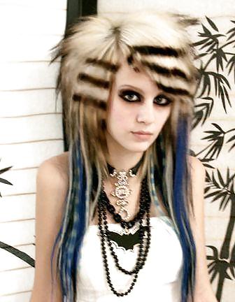 7P Emo Girls
