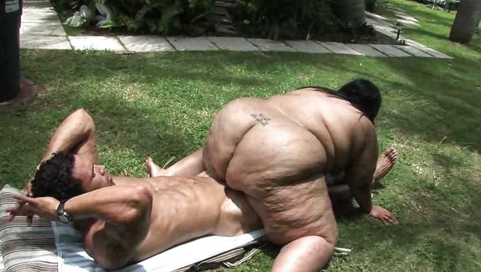 20P Amateur SSBBW Gets Fucked