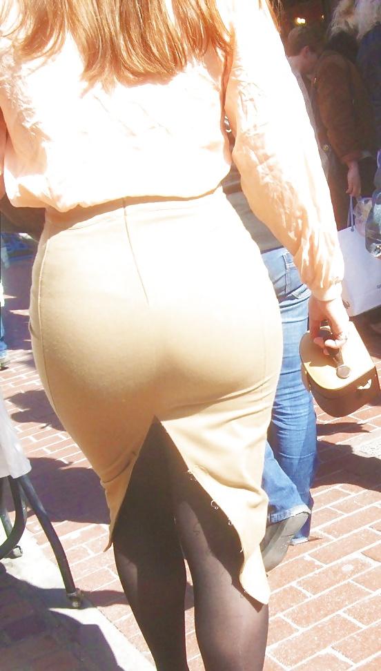 25P Candid Mature Ass - Sexy Butt - Booty Street Voyeur
