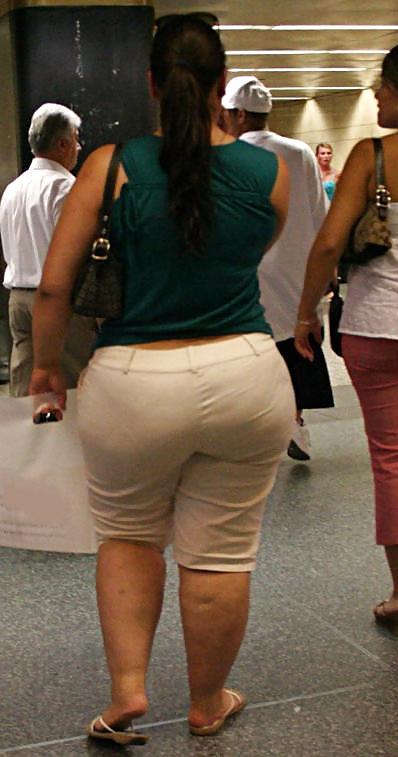 25P Candid Mature Ass - Sexy Butt - Booty Street Voyeur