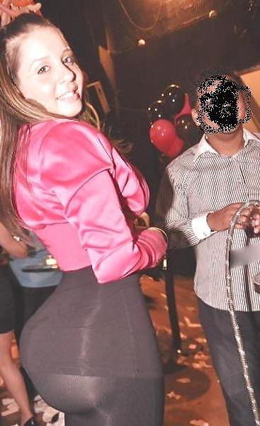 20P Big Booty 25
