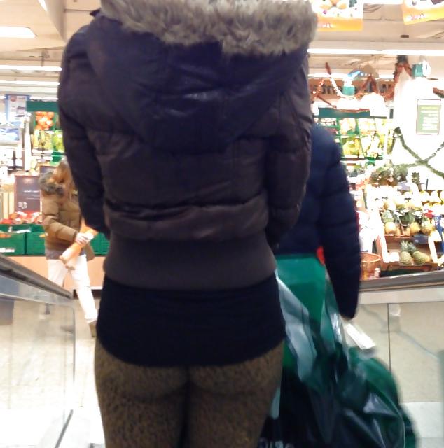 13P Spy at supermarket