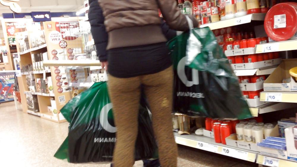 13P Spy at supermarket