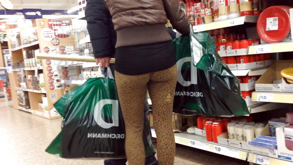 13P Spy at supermarket