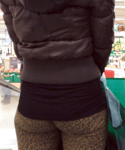 13P Spy at supermarket