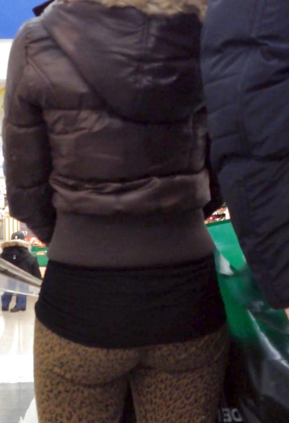 13P Spy at supermarket