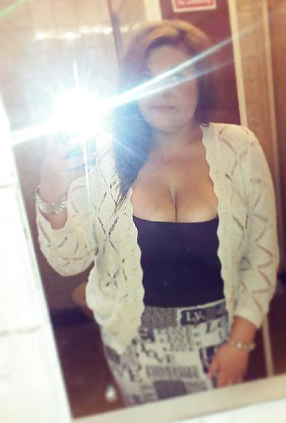 8P English Girl With Big Breasts