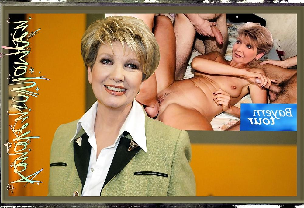 11P Carolin Reiber - Volksschlampe -