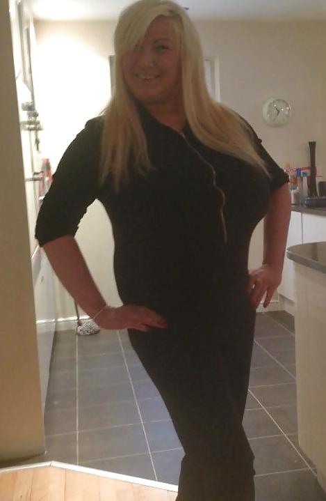 6P English Milf With Huge Tits