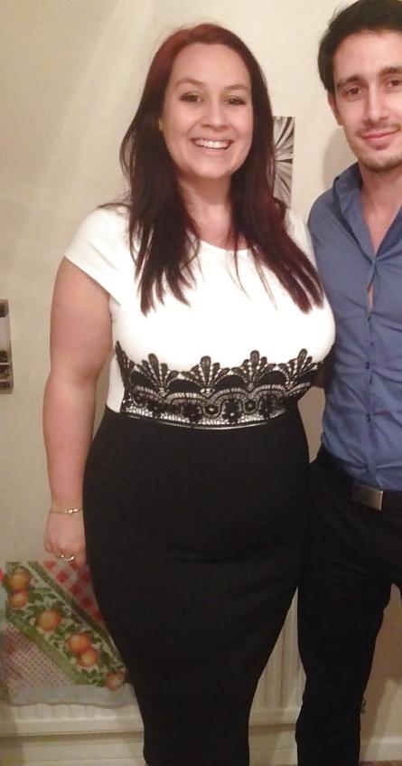 15P English Girl With XL Tits