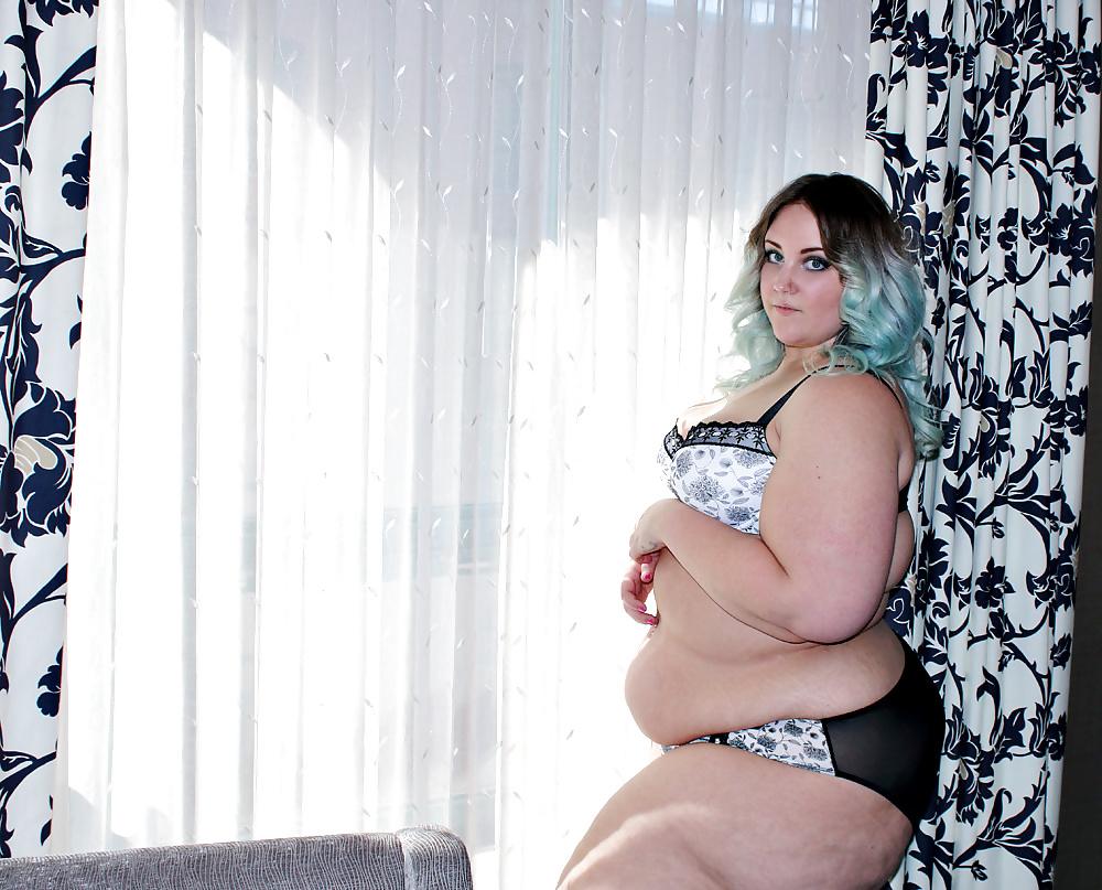 25P The Amazing Beautiful Gainer Plump Princess Gainer
