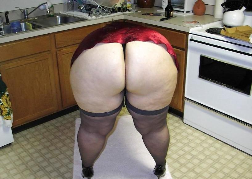 14P Hummmm encore des grosse fesse 