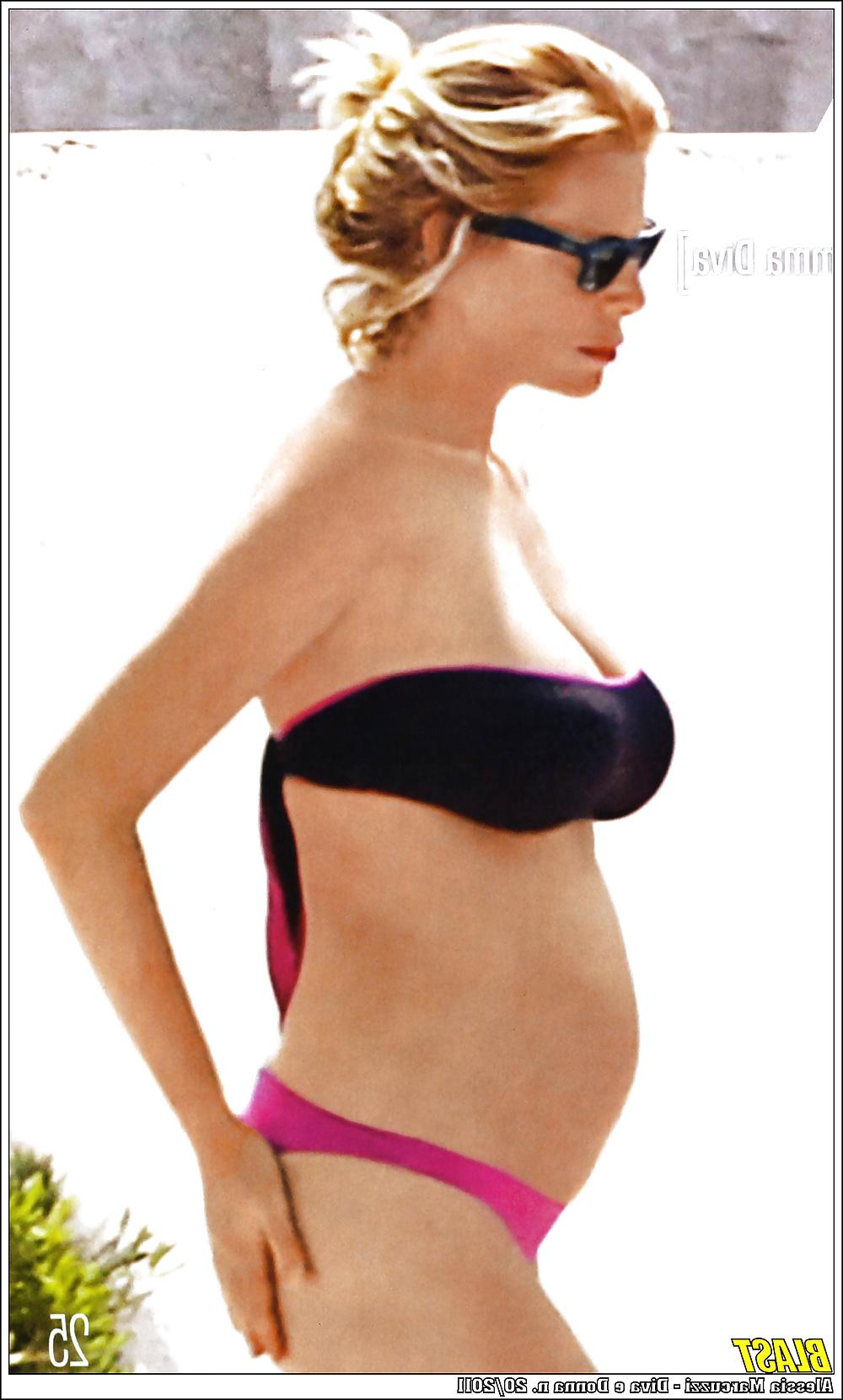 25P Pregnant Celebrities
