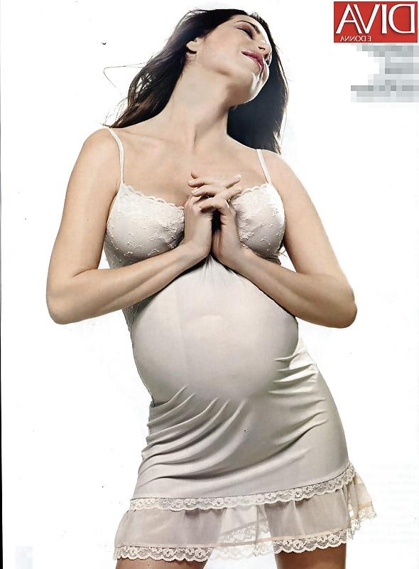 25P Pregnant Celebrities