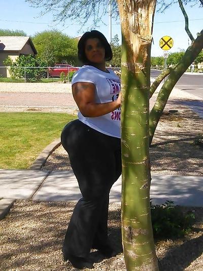 6P OMG DUMB BOOTY